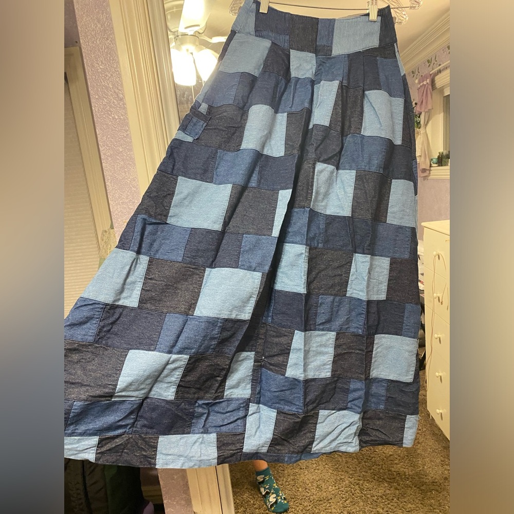 Maxi quilted skirt